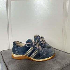 Y2K Blue and Tan Sketchers